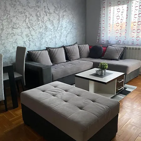 Malina 24 Lägenhet Belgrad Exteriör bild